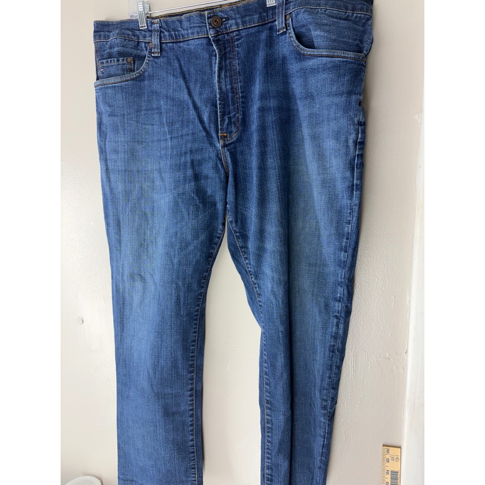 Tommy Hilfiger Mens Straight Leg Jeans Blue 44x34 Medium Wash Stretch Denim